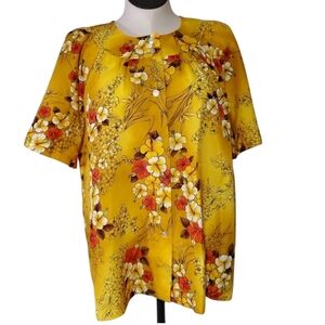 Vintage 70s yellow floral Hawaiian top Large